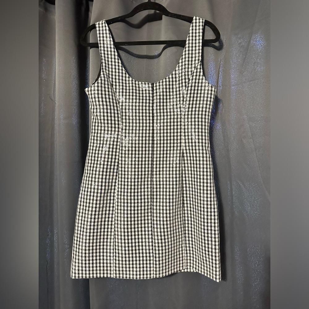 Wayf Houndstooth Sequin Minidress Size Medium - image 5